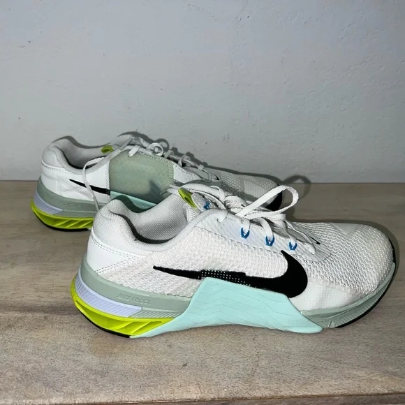 Nike | Shoes | Nike Metcon 7 Womens White Mint Black  display picture 2